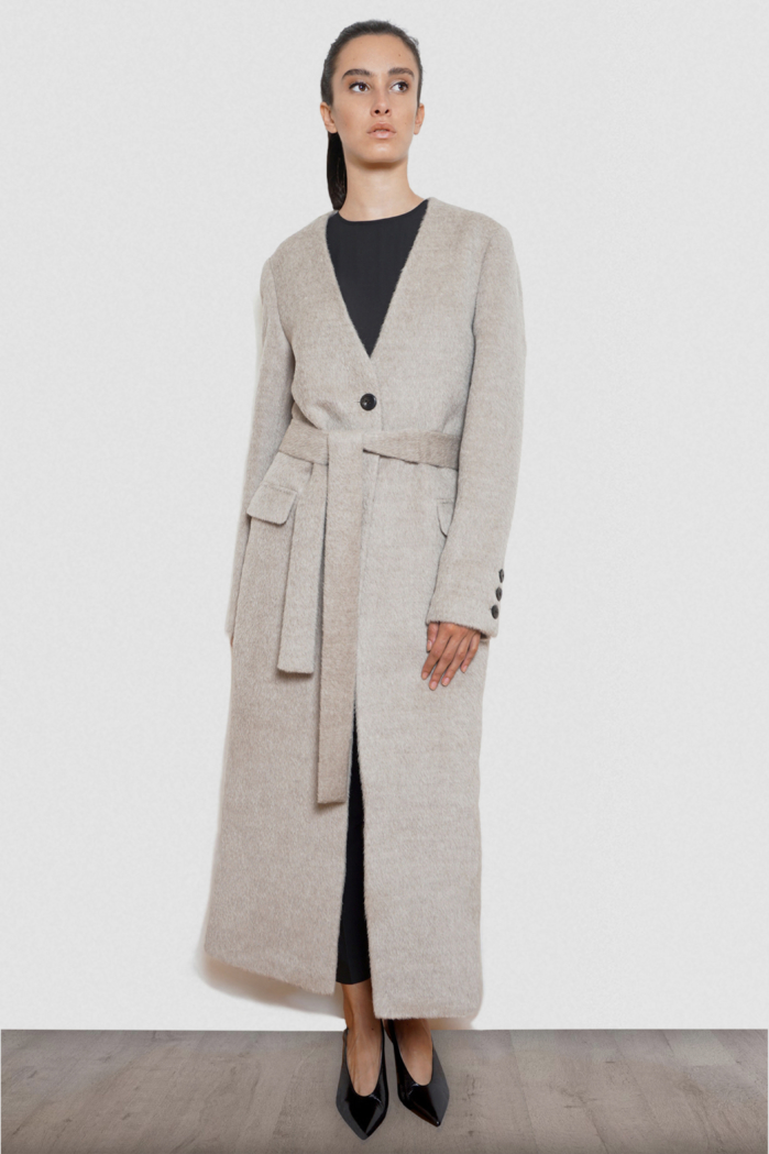 beneditt_alpaca_coat_tailor_hand_made_women_winter_collection_style_fashion_warayana_sand