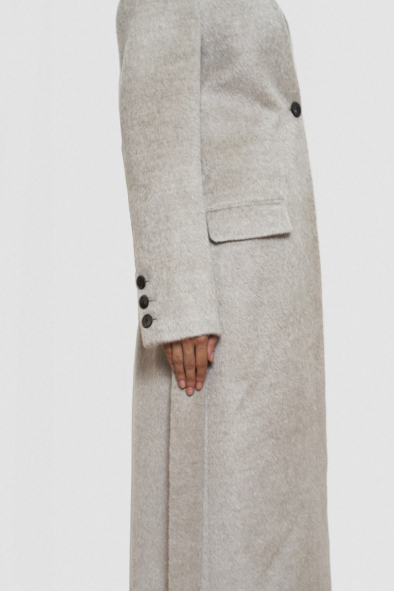 beneditt_alpaca_coat_tailor_hand_made_women_winter_collection_style_fashion_warayana_sand