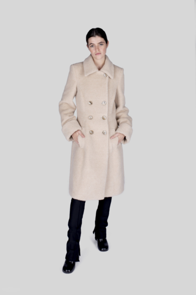 Siena_alpaca_coat_winter_fashion_outwear_woman_collection_style_luxury_tailormade_warayana_beige_tan