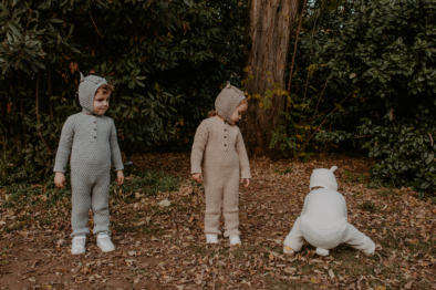 alpacas_jumpsuit_cap_hat_adorable_play_time_classic_baby_fashion_style_baby_alpaca_hand_made_luxury_sustainable_natural_fibers_colors_winter_collection_boy_girl_warayana